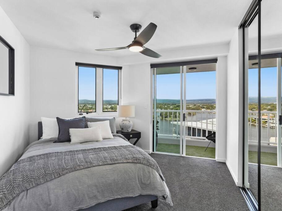 1301 The Emerald Gold Coast